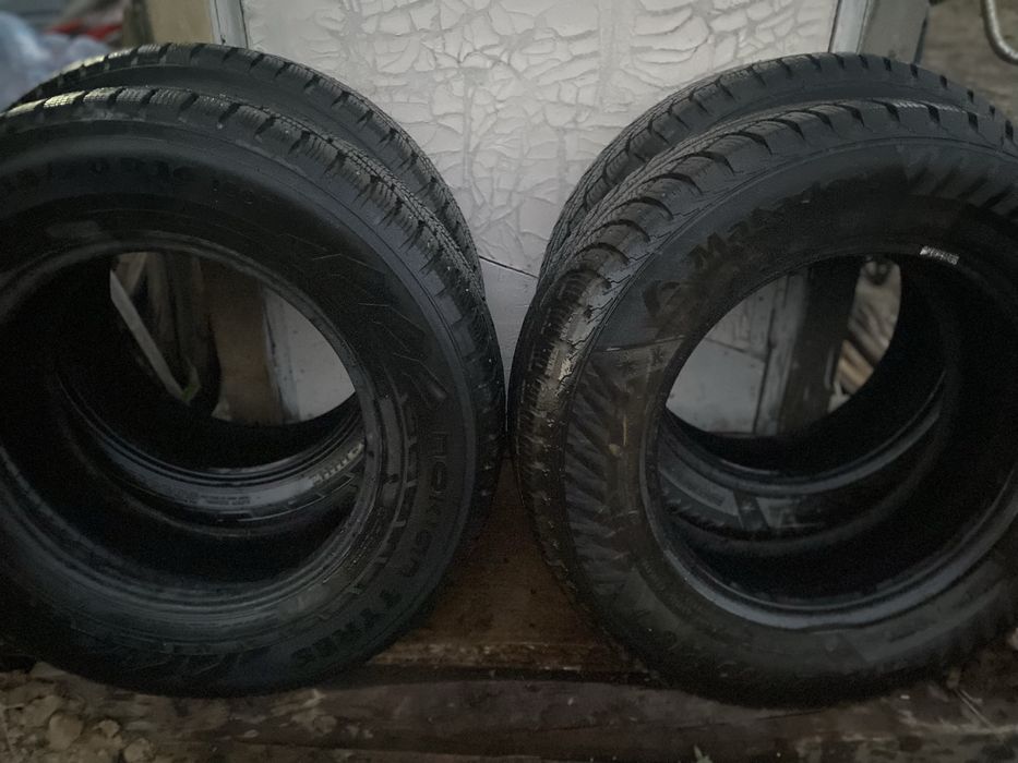 Шины зимние шипованные 4 шт.