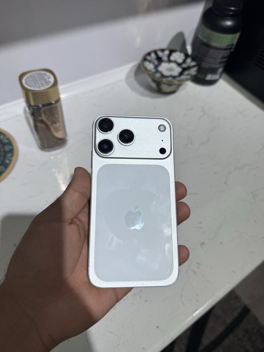 iPhone 11        17корпус килинган