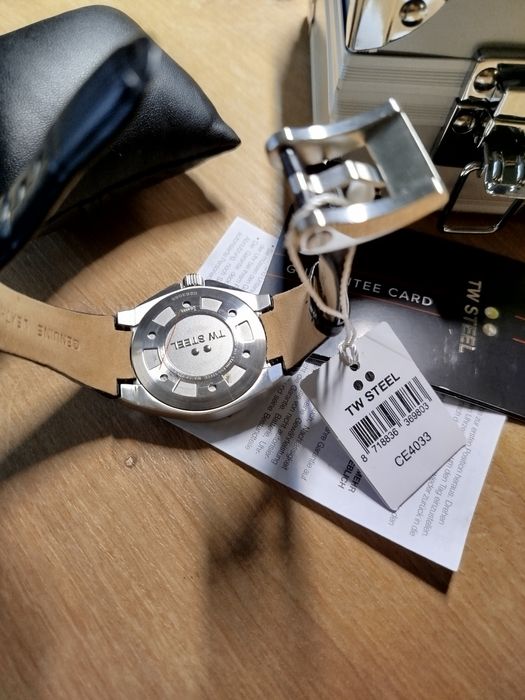 TW Steel дамски часовник Swiss movement