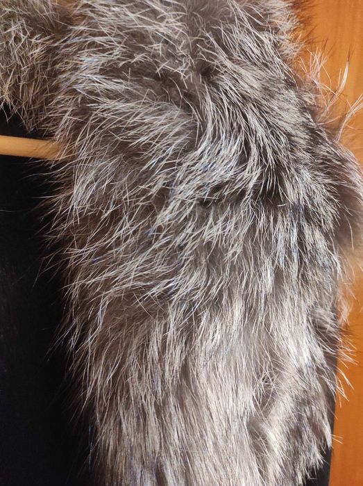 Продам лёгкую натуральную дублёнку!