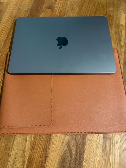 Macbook Air 13" M3, 2024 256GB