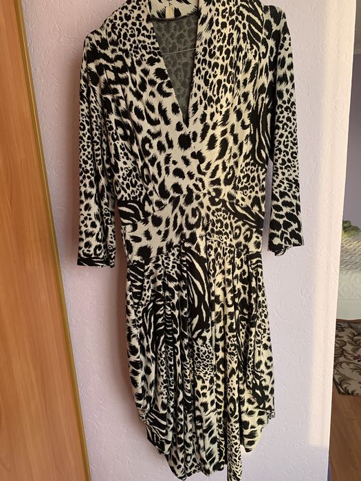 Продам платья, все платья 46 размер