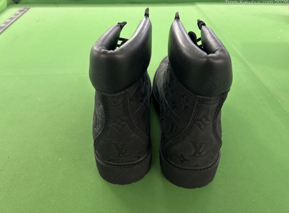 Timberlands Colaborare LV