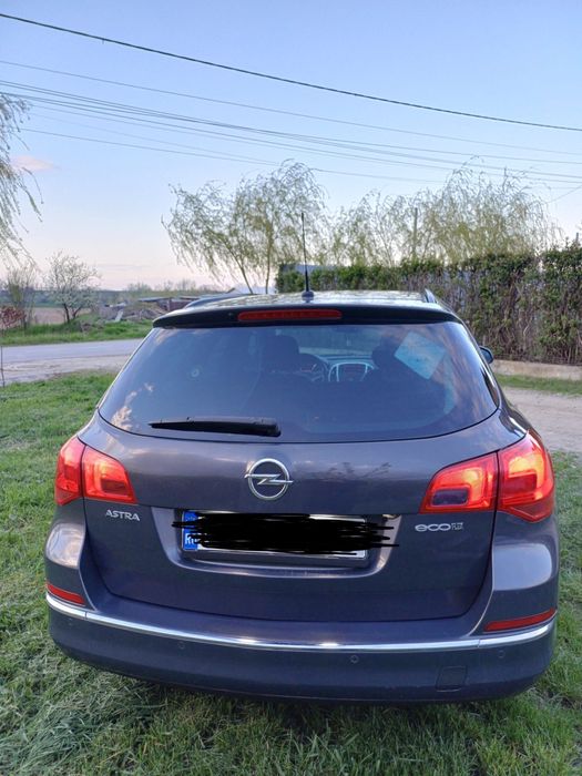 Opel Astra J Sport Tourer