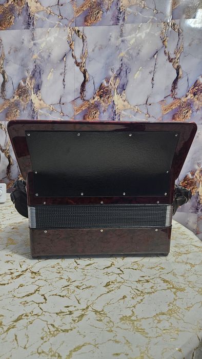 Vând Hohner Verdi ||