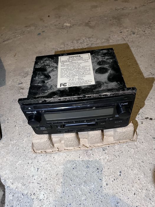 Продам андройд для камри 35