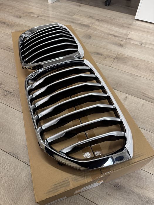 Grila fata /grila radiator cromata /BMW X5 G05 Noua Sigilata