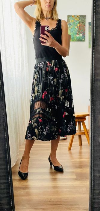 Fusta Ted Baker, nouă fără eticheta, măsură 38, talia 2
