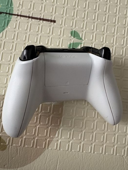 Vând Controller Xbox one S