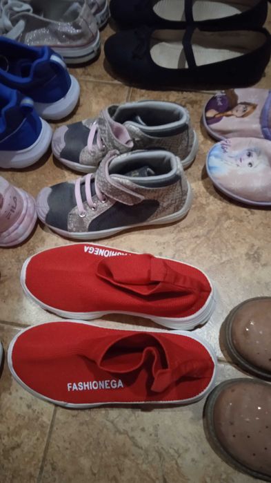 Детски маратонки кецове сандали чехли боти и др от 22 eu номер до 33 N