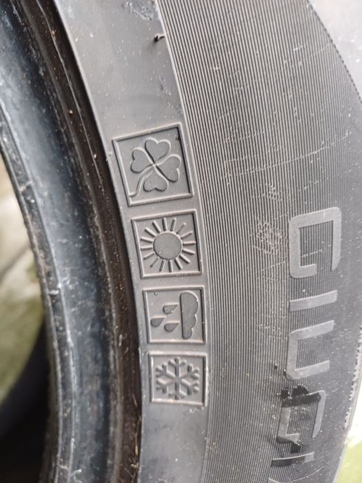 Гуми 235/55/18 Вредештайн