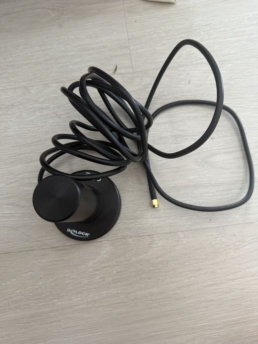 Antena de exterior fixa omnidirectionala 5G LTE