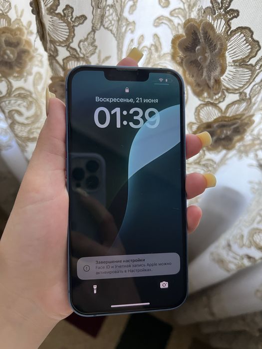 iPhone 13 сатылады