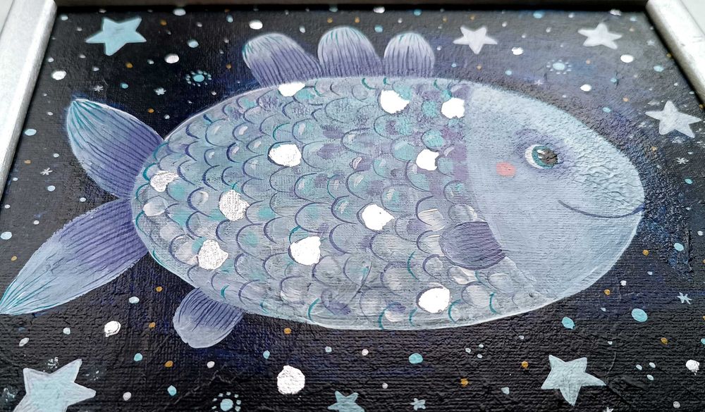 Картина в раме.  "Серебряная рыбка"