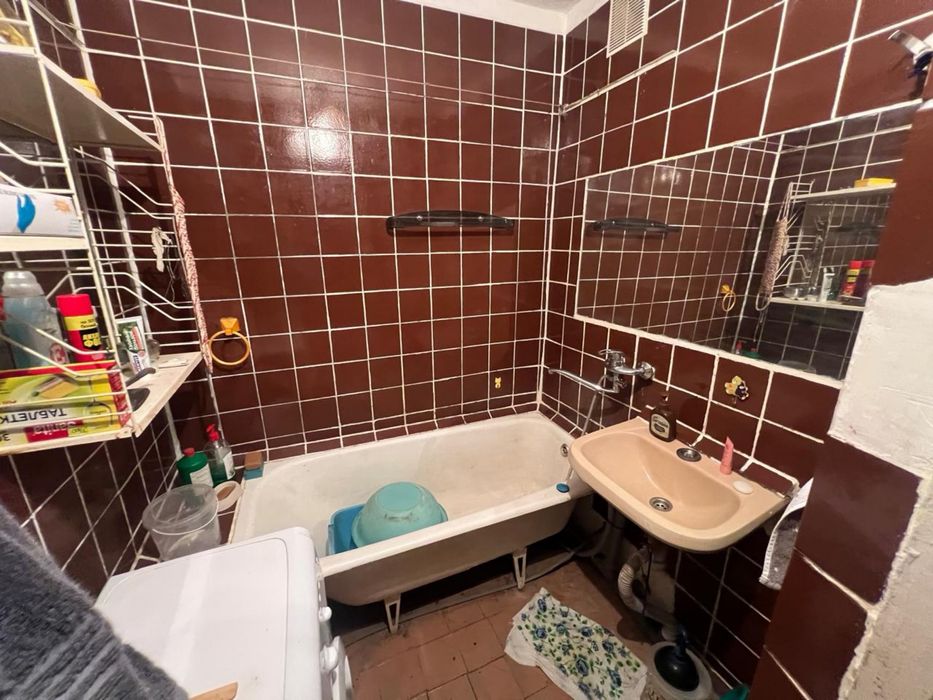 Продам 3 комн квартиру срочно