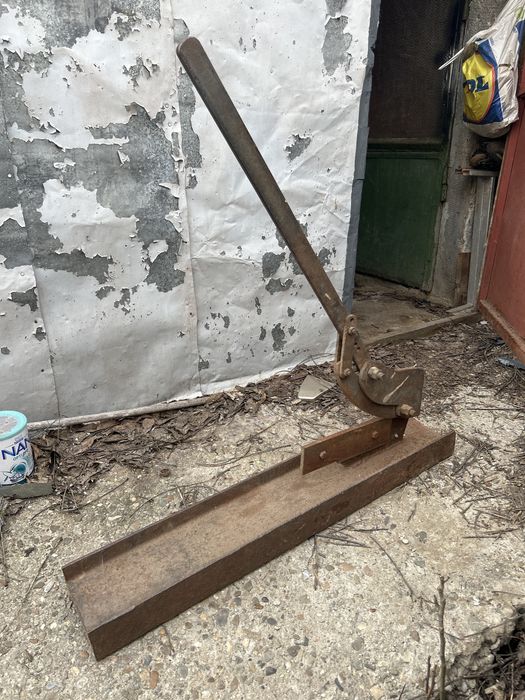 Foarfeca Ghilotina din OL Negociabil