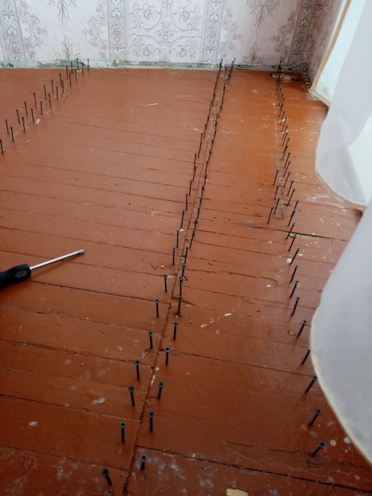 Укладка линолеума