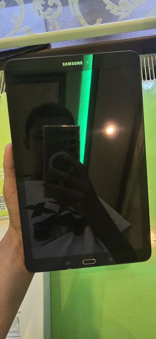 Samsung galaxy tab e hamma joyi ideal kup ishlatil.agan