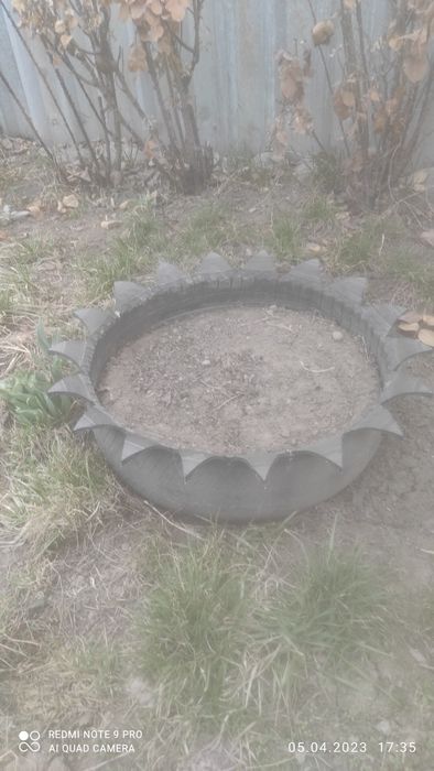 Клумбы резиновые 4шт.