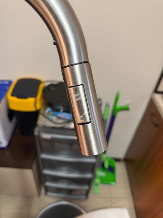 Кухненски смесител с висок чучур. Нов.