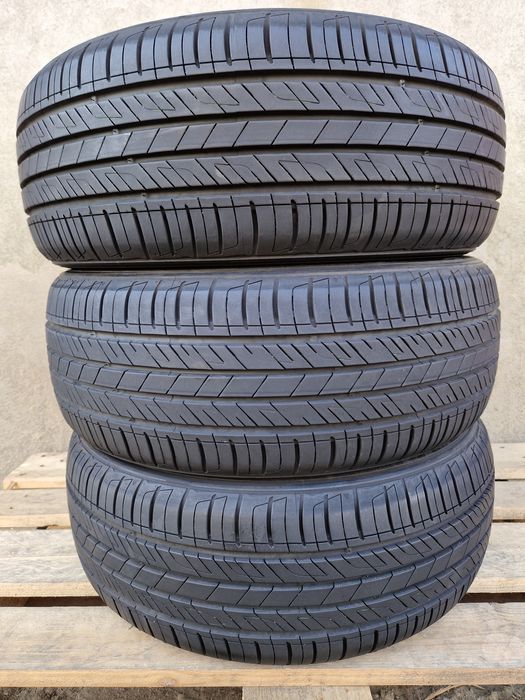1sau 2anvelope vara aprx Noi 215 55 17 Kumho 2024