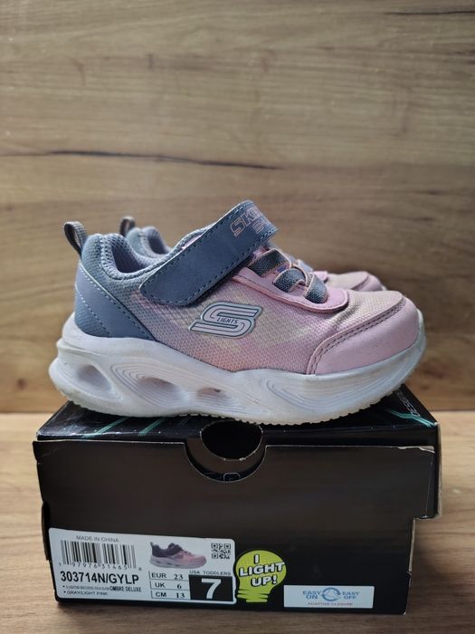 Светещи детски маратонки Sketchers S-lights