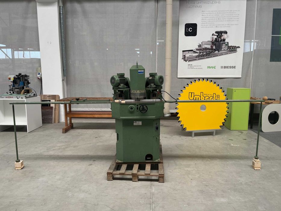 Двуглав циркуляр за рамки