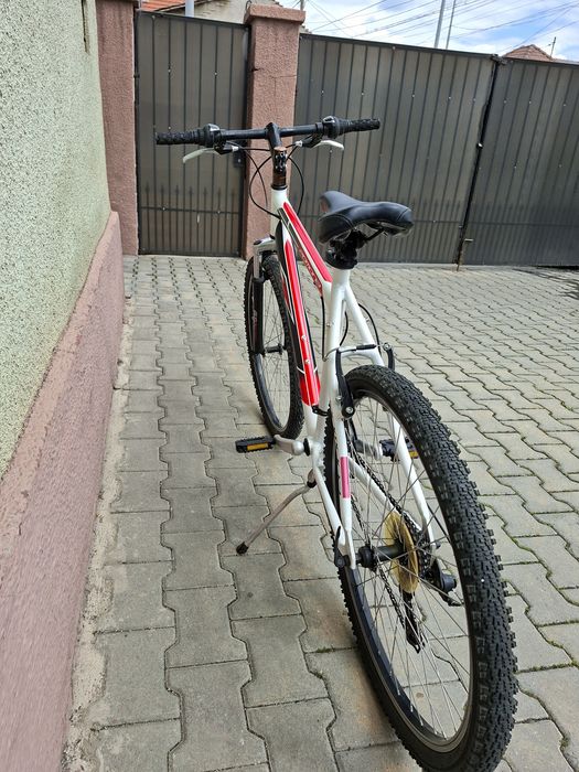 Bicicleta Z Pomona 21 (7×3)viteze, roti 26 ,aluminiu