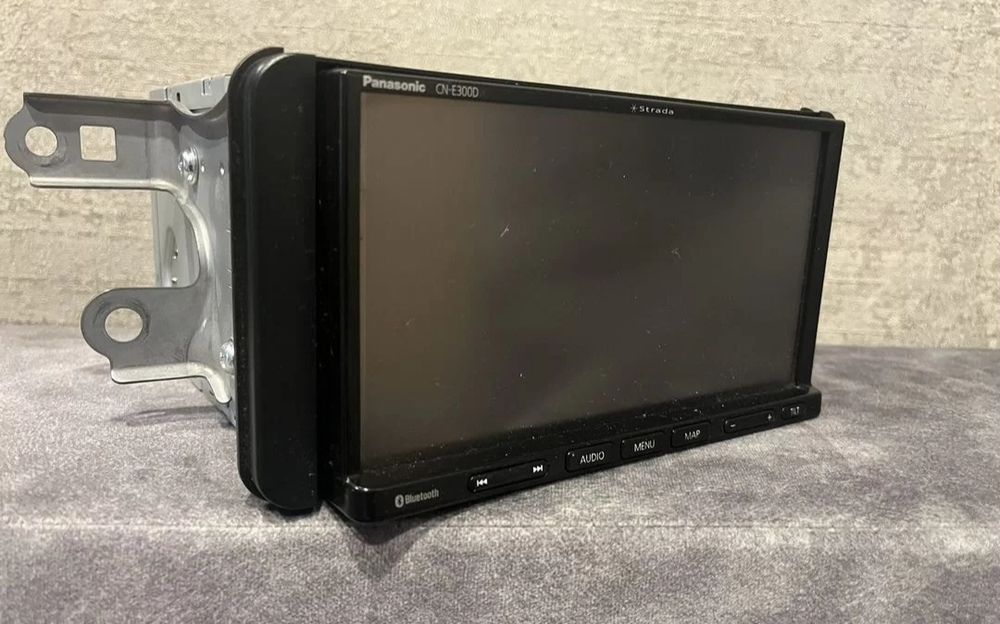 Panasonic Strada cn-e300d