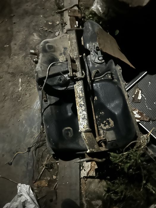 Бак камри 10  camry 10