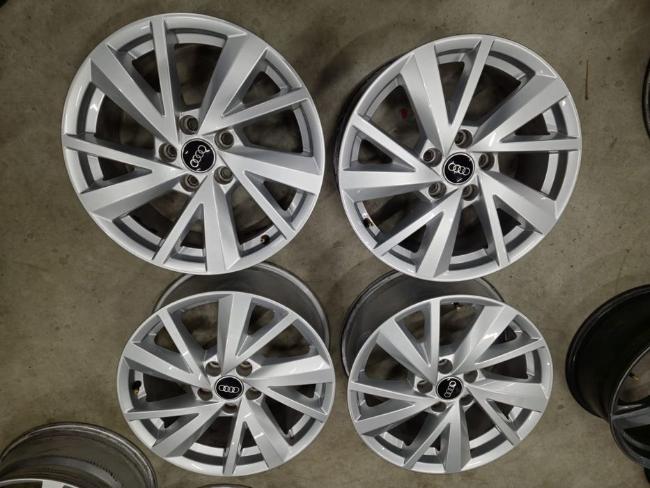 Jante Audi Q2 R17 originale stare impecabila/ Audi Q3 A3