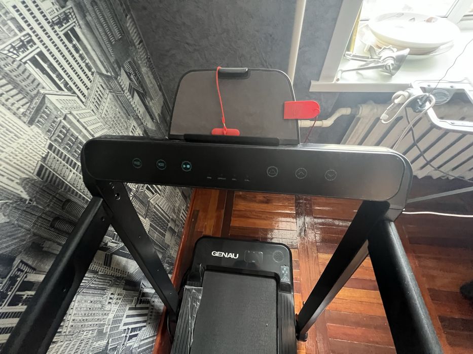 Беговая дорожка genau