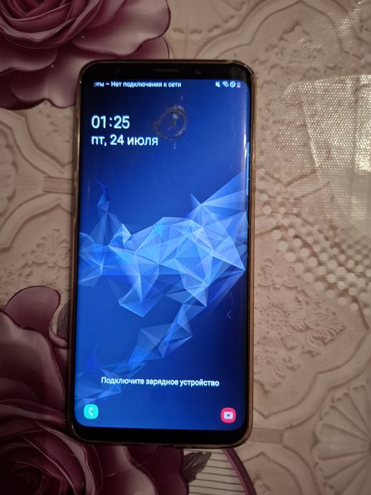 Продам Samsung s9+ 64gb