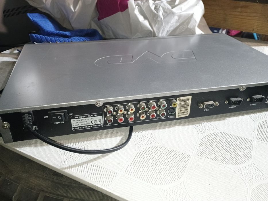 Плееры диски кассеты LG Sony.