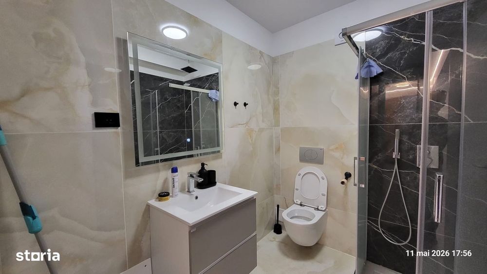 Apartament 2 camere White Titanic frontal la mare