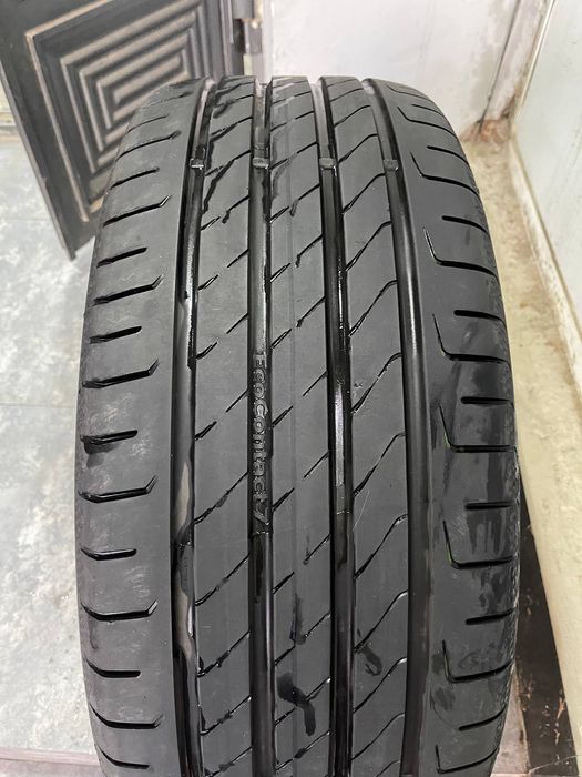 Continental EcoContact 7  275/45R22