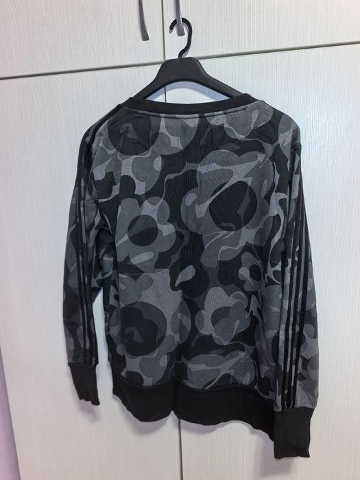 блуза Guess, блуза и суитшър Adidas