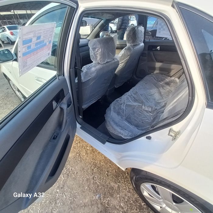 Лассетти 1.8 седан