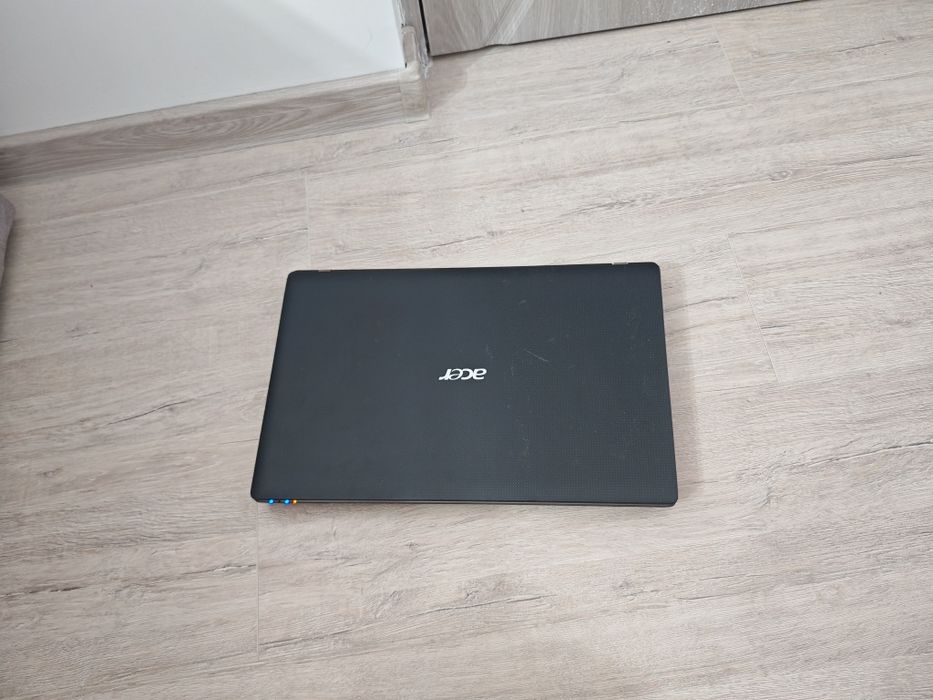 Laptop Acer Aspire cu i5 și baterie nouă