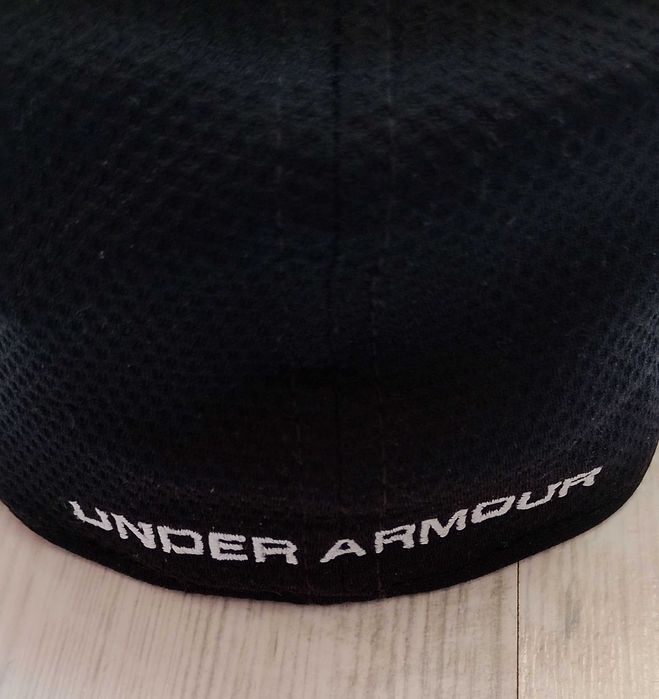 Шапка с козирка/ оригинал Under Armour