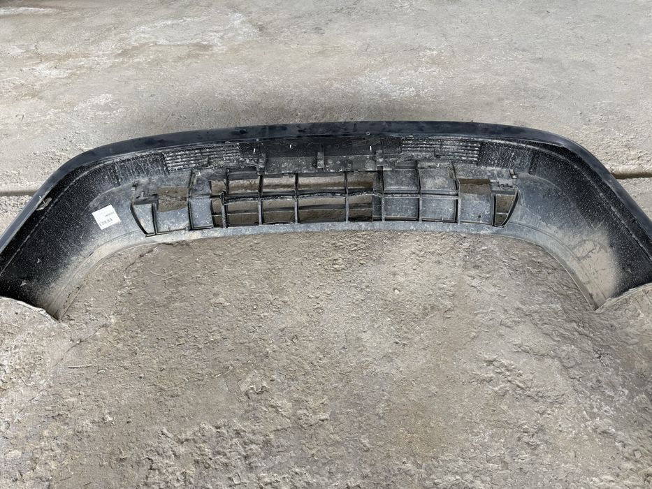 Передний бампер Passat B3