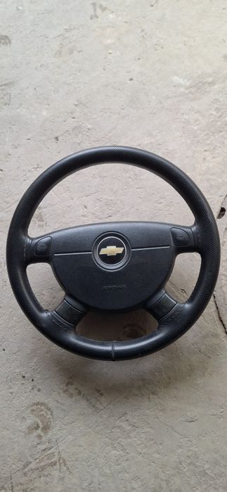 Продам рул от Nexia 3 аирбаг ест.состояние отличное.фото реал