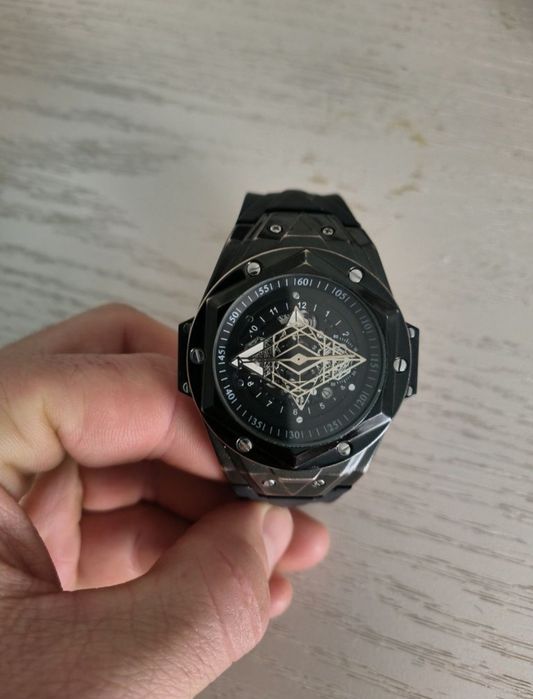 Часы мужские наручные