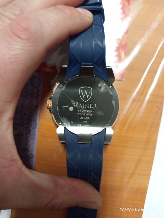 Продам часы Wainer, модель WA.16910-C