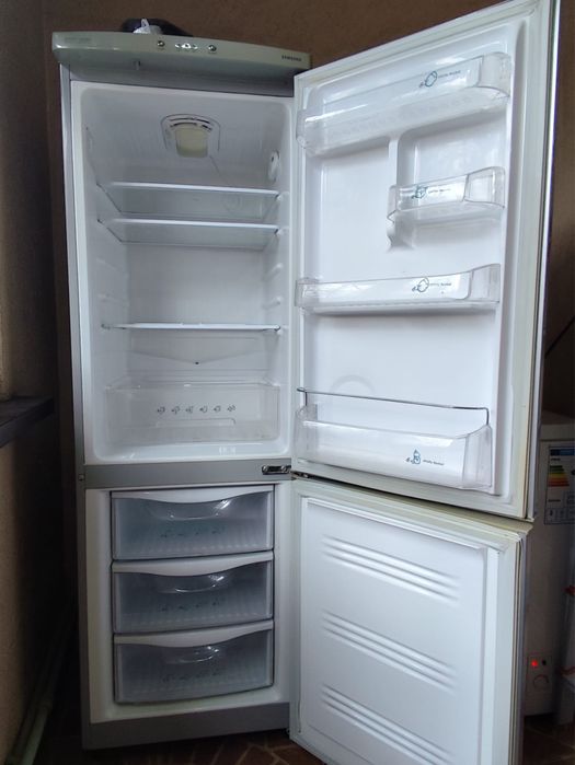 Холодильник б/у рабочий
