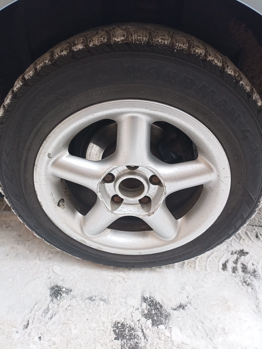 Колпак в диск титановый