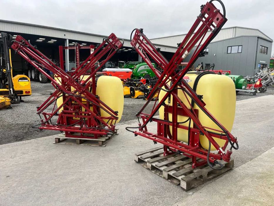 Met Instalatie Erbicidat Hardi Master 1000 litri si 850 litri  an 2018