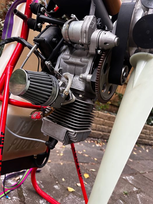 Jet Pocket Paramotor – Solo 210 Engine – Двутактов със стартер