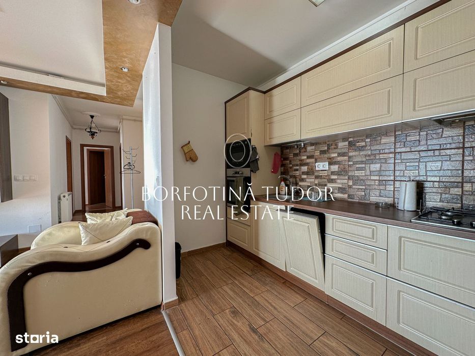 Apartament 3 camere | Semicentral - Ploiesti | Semidecomandat | Terasa