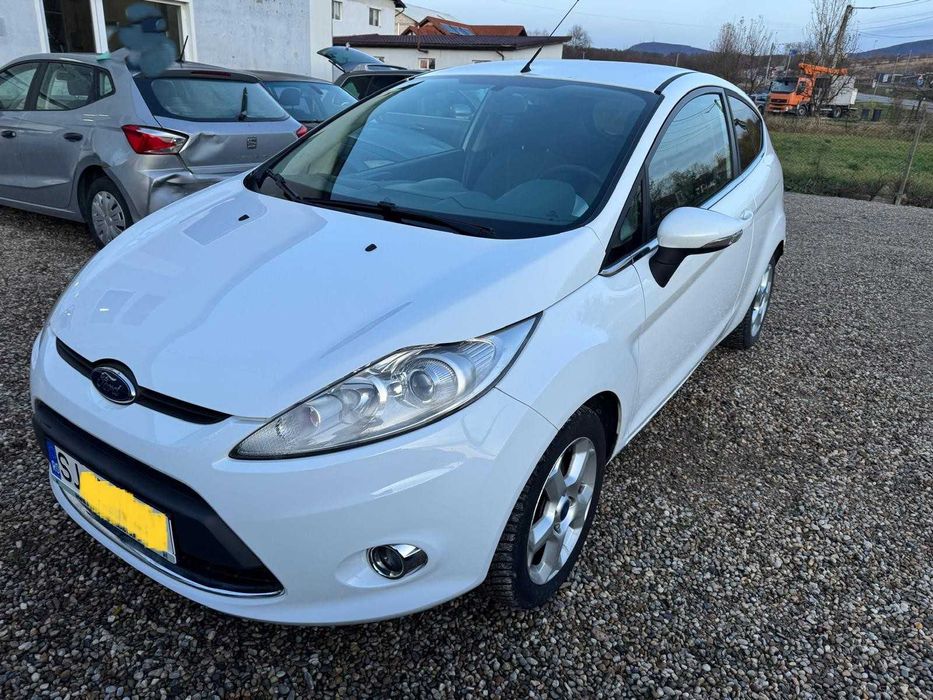 Vand Ford Fiesta